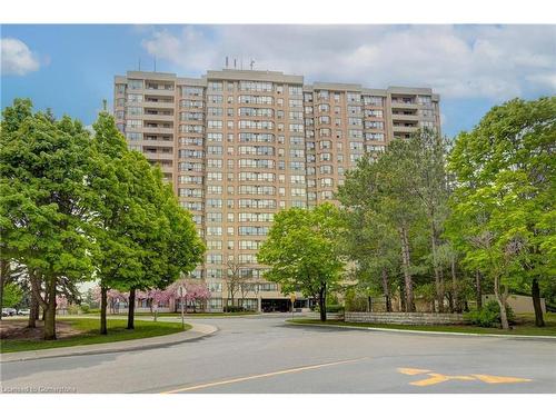 605-10 Malta Avenue, Brampton, ON - Outdoor With Facade