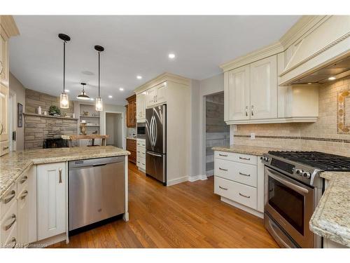 12596 22Side Road, Halton, ON - Indoor Photo Showing Kitchen With Upgraded Kitchen