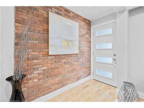 42 Larchmount Avenue, Toronto, ON - Indoor Photo Showing Other Room