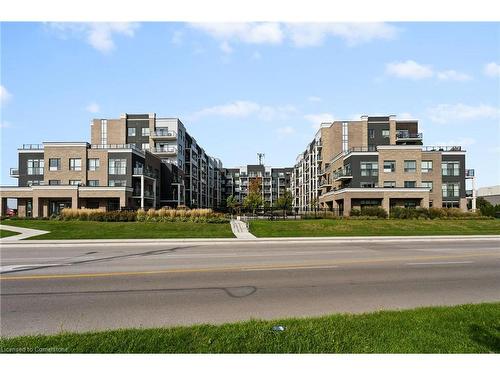 220-5055 Greenlane Road, Beamsville, ON - Outdoor With Balcony With Facade