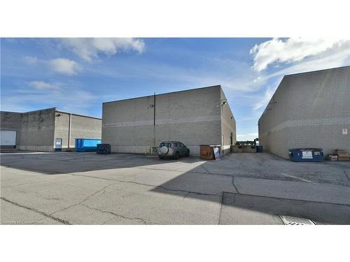 5010 South Service Road, Burlington, ON 