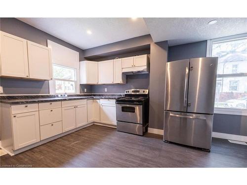 139 Superior Street, Brantford, ON - Indoor Photo Showing Kitchen With Double Sink