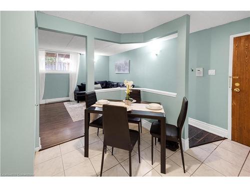 303-266 Overlea Drive, Kitchener, ON - Indoor Photo Showing Dining Room