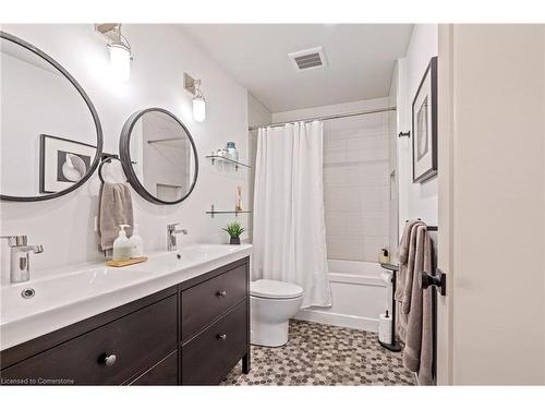 13851 Norton Line, Thamesville, ON - Indoor Photo Showing Bathroom