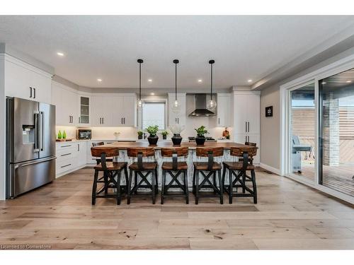 71 Hopewell Crossing Drive, Breslau, ON - Indoor Photo Showing Dining Room