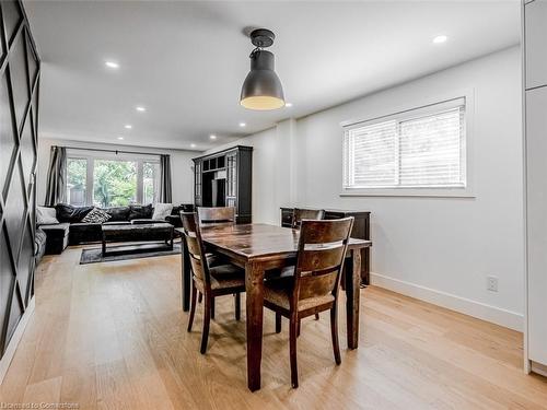 3135 Michael Crescent, Burlington, ON - Indoor Photo Showing Dining Room