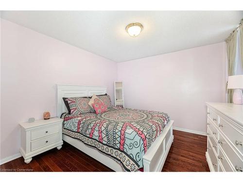 4 Listcreek Road, Brampton, ON - Indoor Photo Showing Bedroom