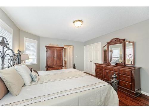 4 Listcreek Road, Brampton, ON - Indoor Photo Showing Bedroom