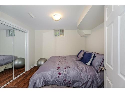 4 Listcreek Road, Brampton, ON - Indoor Photo Showing Bedroom