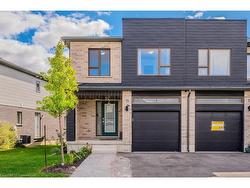 15 Pony Way  Kitchener, ON N2R 0R8