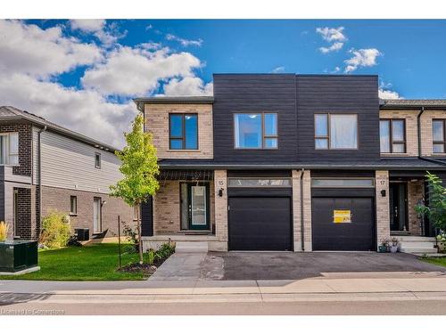 15 Pony Way, Kitchener, ON - Outdoor With Facade