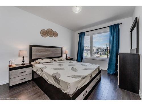 15 Pony Way, Kitchener, ON - Indoor Photo Showing Bedroom