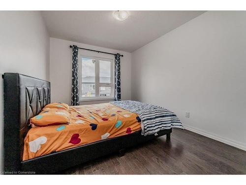 15 Pony Way, Kitchener, ON - Indoor Photo Showing Bedroom