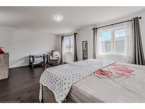 15 Pony Way, Kitchener, ON - Indoor Photo Showing Bedroom