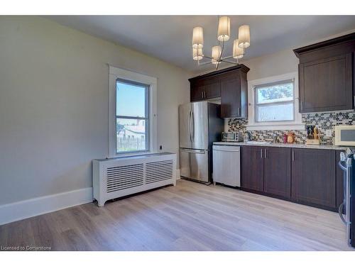 14994 Niagara River Parkway, Niagara Falls, ON - Indoor Photo Showing Kitchen