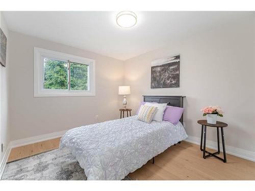 3381 Tallmast Crescent, Mississauga, ON - Indoor Photo Showing Bedroom