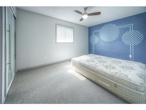 119 Wendy Court, Cambridge, ON - Indoor Photo Showing Bedroom