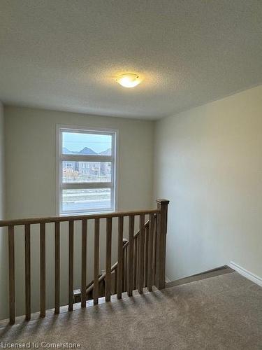 21 Molnar Crescent, Brantford, ON - Indoor Photo Showing Other Room