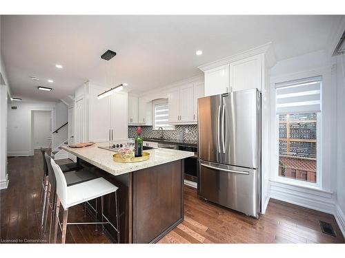 3845 Althorpe Circle, Mississauga, ON - Indoor Photo Showing Kitchen With Stainless Steel Kitchen With Upgraded Kitchen