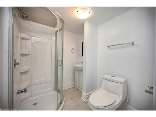 3845 Althorpe Circle, Mississauga, ON - Indoor Photo Showing Bathroom