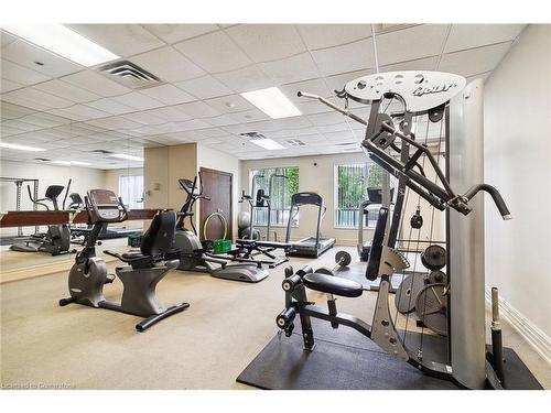 316-51 Baffin Court, Richmond Hill, ON - Indoor Photo Showing Gym Room