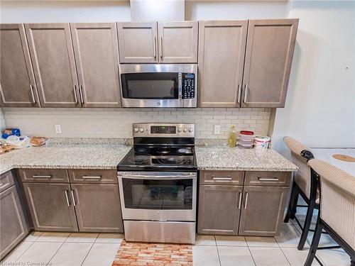 61 Sonoma Valley Crescent, Hamilton, ON - Indoor Photo Showing Kitchen