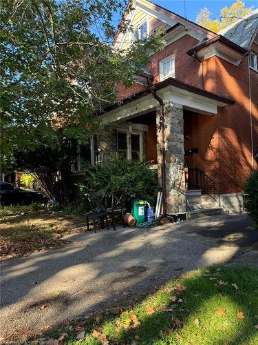 32 Simeon Street, Kitchener, ON - Outdoor