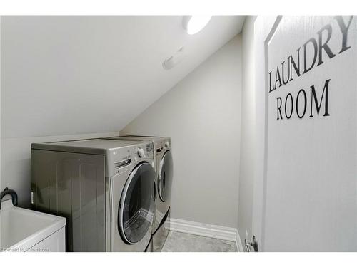 53 Windemere Road, Stoney Creek, ON - Indoor Photo Showing Laundry Room