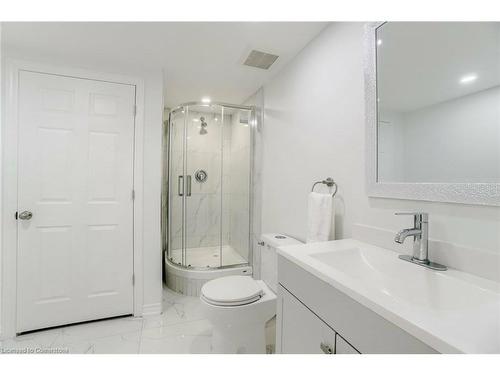 53 Windemere Road, Stoney Creek, ON - Indoor Photo Showing Bathroom