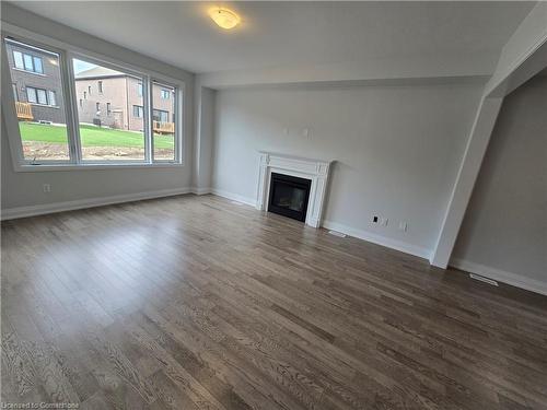 813 Knights Lane, Woodstock, ON - Indoor Photo Showing Living Room With Fireplace