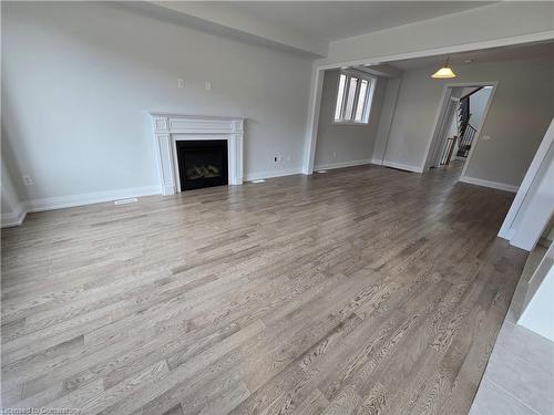 813 Knights Lane, Woodstock, ON - Indoor Photo Showing Living Room With Fireplace