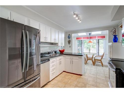 597 Vanderburgh Drive, Burlington, ON - Indoor Photo Showing Kitchen With Double Sink