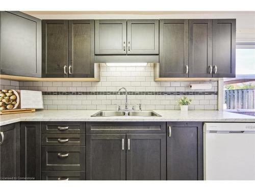 384 Centre Street N, Brampton, ON - Indoor Photo Showing Kitchen With Double Sink