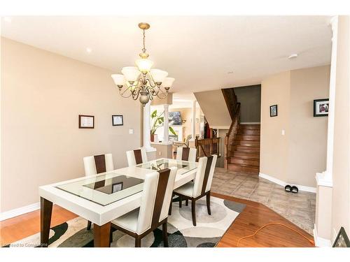 8 Playfair Court, Ancaster, ON - Indoor Photo Showing Dining Room