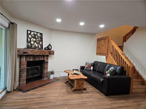 553 Oxbow Crescent, Collingwood, ON - Indoor With Fireplace