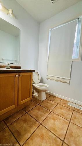 704 Keatswood Crescent, Waterloo, ON - Indoor Photo Showing Bathroom