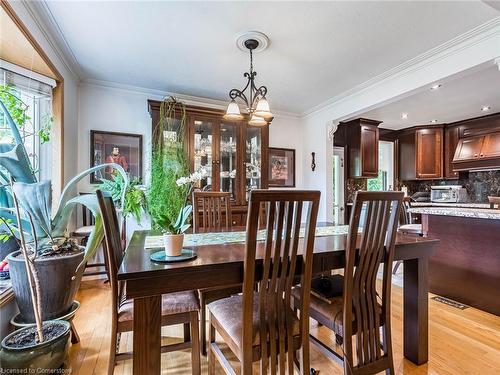 1842 Christopher Road, Mississauga, ON - Indoor Photo Showing Dining Room