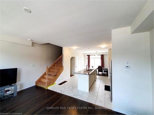 63 Holder Drive, Brantford, ON - Indoor Photo Showing Other Room