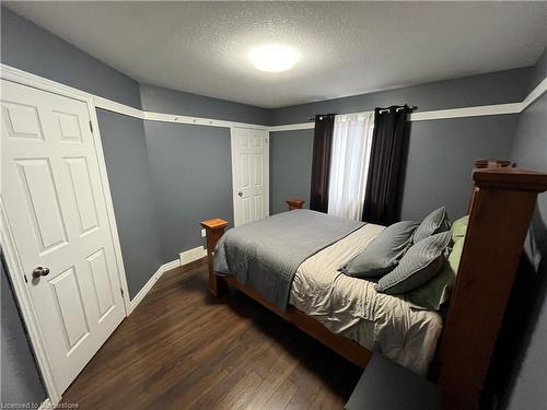 184 Boyd Boulevard, Zorra, ON - Indoor Photo Showing Bedroom