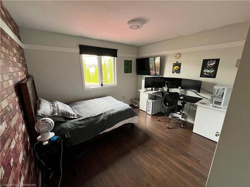 184 Boyd Boulevard, Zorra, ON - Indoor Photo Showing Bedroom