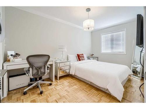 6708 Opera Glass Crescent, Mississauga, ON - Indoor Photo Showing Bedroom