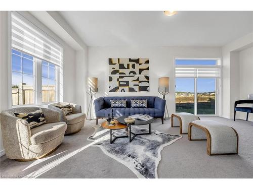 230 Maclachlan Avenue, Caledonia, ON - Indoor Photo Showing Living Room