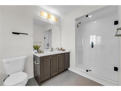 230 Maclachlan Avenue, Caledonia, ON - Indoor Photo Showing Bathroom