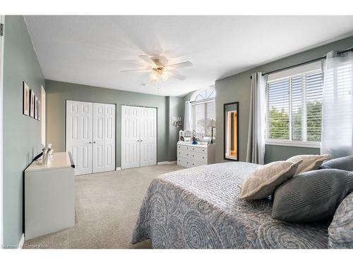 4363 Beverly Crescent, Lincoln, ON - Indoor Photo Showing Bedroom