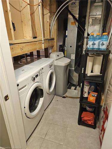 84-701 Homer Watson Boulevard, Kitchener, ON - Indoor Photo Showing Laundry Room