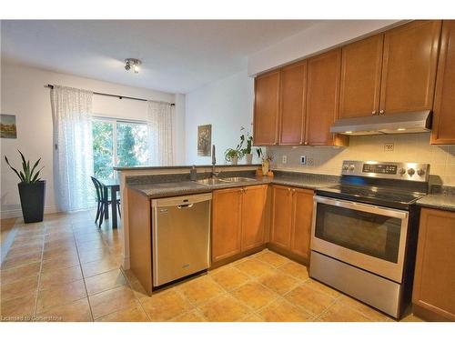 491 Pettit Trail, Milton, ON - Indoor Photo Showing Kitchen With Double Sink