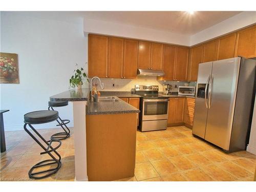 491 Pettit Trail, Milton, ON - Indoor Photo Showing Kitchen With Double Sink