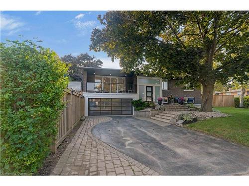 4 Courtsfield Crescent, Etobicoke, ON - Outdoor With Deck Patio Veranda