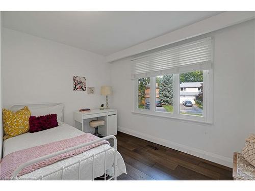 4 Courtsfield Crescent, Etobicoke, ON - Indoor Photo Showing Bedroom