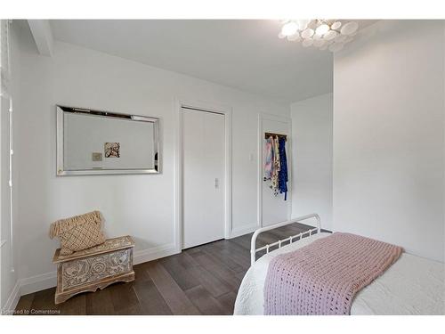 4 Courtsfield Crescent, Etobicoke, ON - Indoor Photo Showing Bedroom